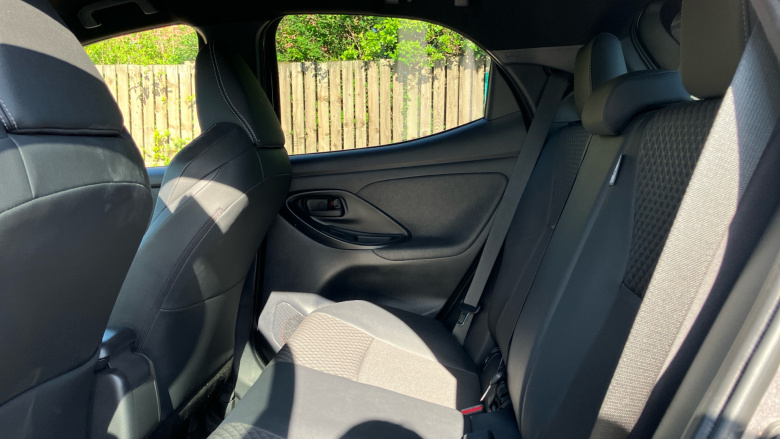 Toyota Yaris 1.5 Hybrid Dynamic 5dr CVT [City Pack] Hybrid Hatchback